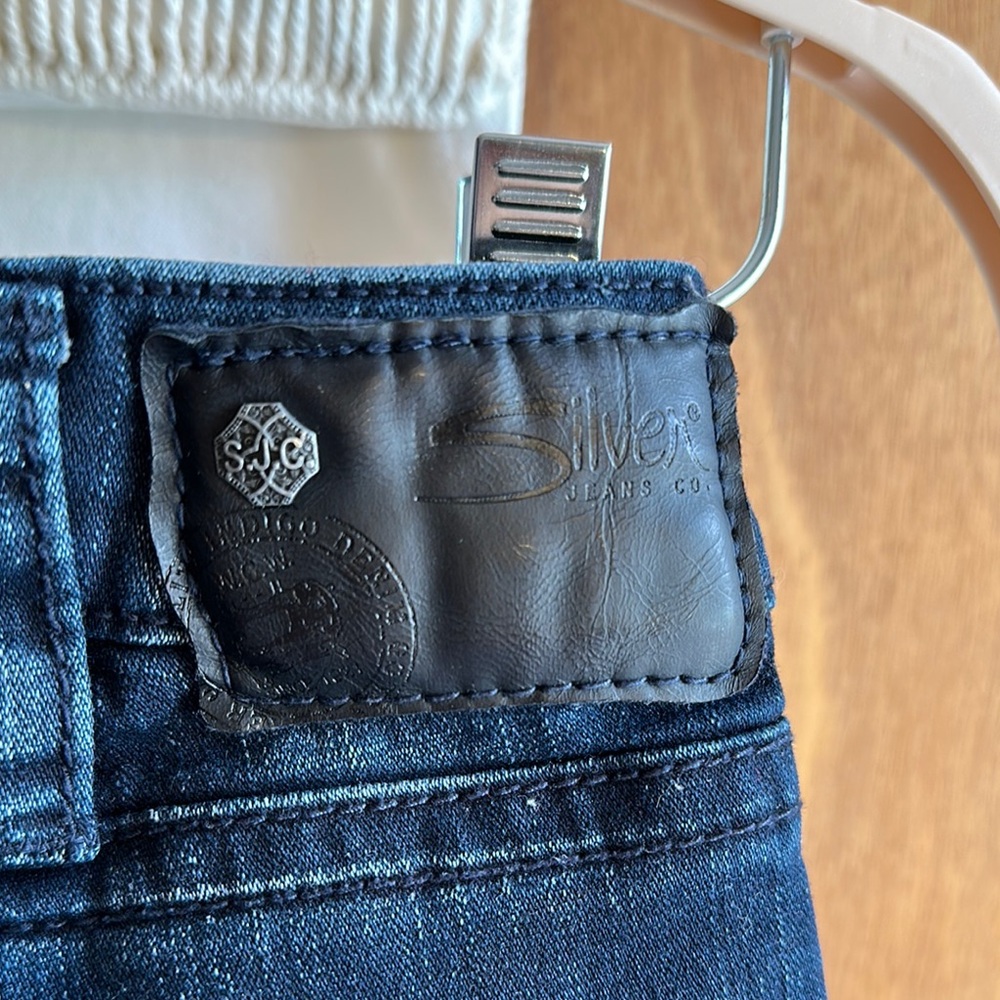 Silver Jeans Women's Cropped Distressed Jeans - Blue - Picture 6 of 8